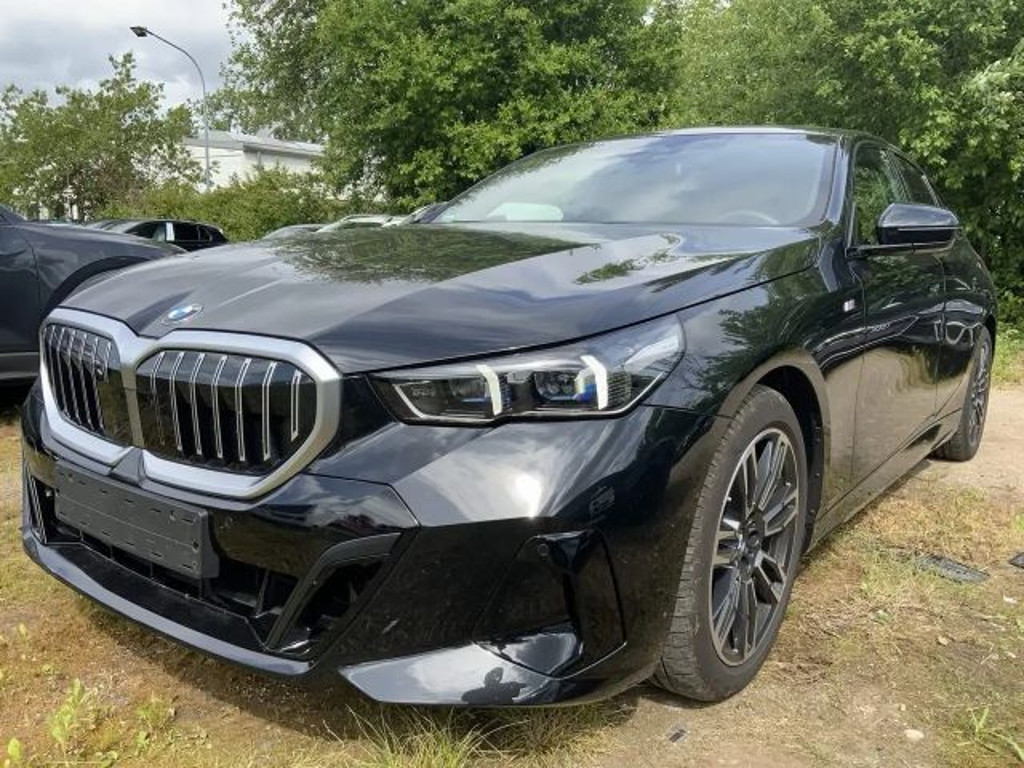 BMW 5 Serie 520 M-Sport Sedan 520d