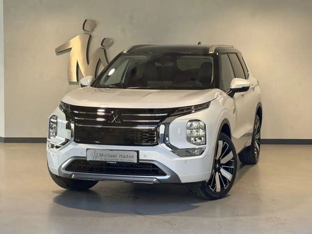 Mitsubishi Outlander PHEV 4WD
