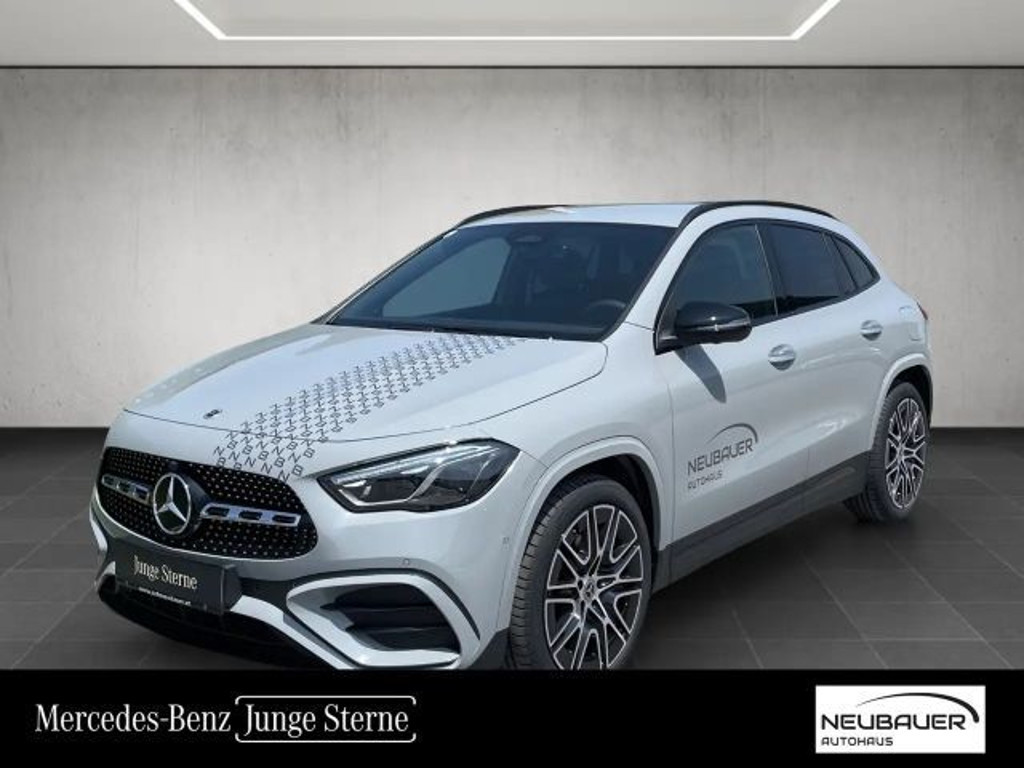 Mercedes-Benz GLA-Klasse GLA 200 4MATIC AMG Line GLA 200 d