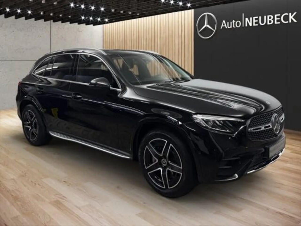 Mercedes-Benz GLC-Klasse GLC 300 4MATIC AMG Line