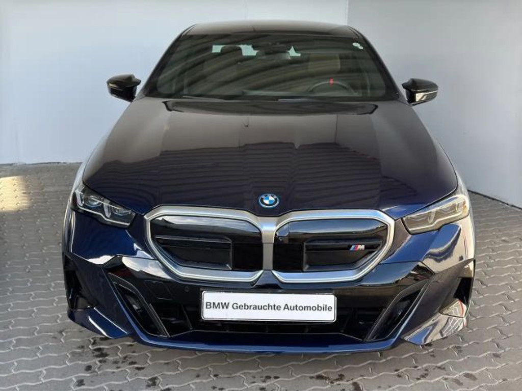 BMW i5 M-Sport xDrive Sedan M60