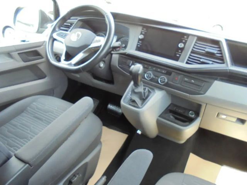 Volkswagen Caravelle