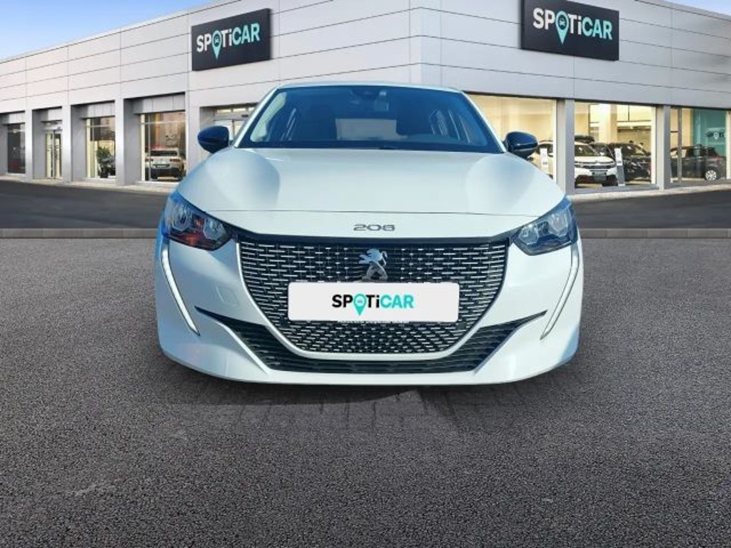 Peugeot e-208