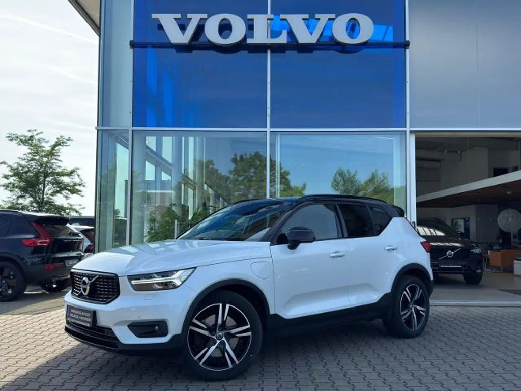 Volvo XC40 R-Design T5 Recharge