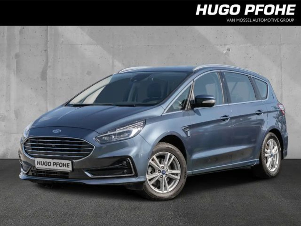 Ford S-Max Titanium