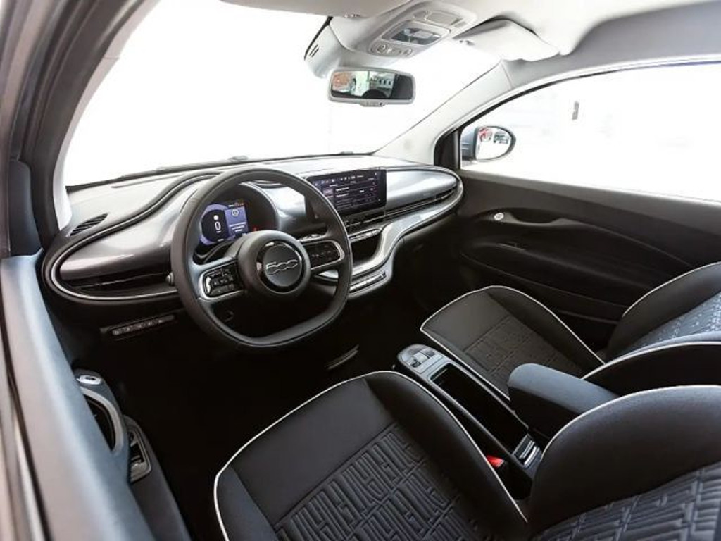 Fiat 500e 42 kWh