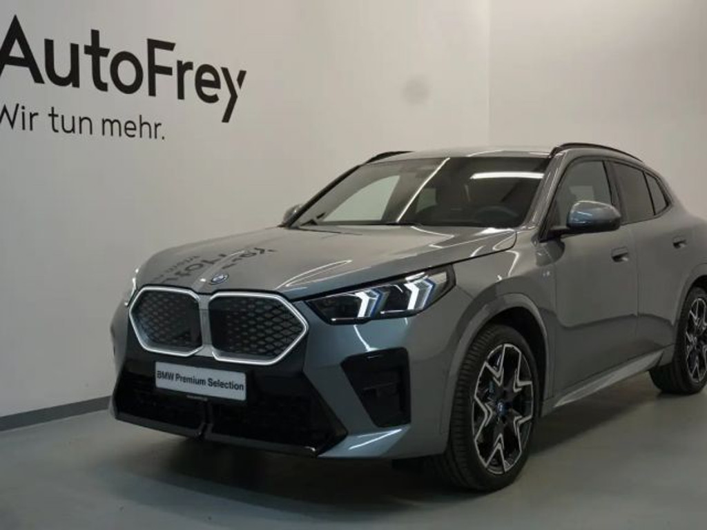 BMW iX2 eDrive20