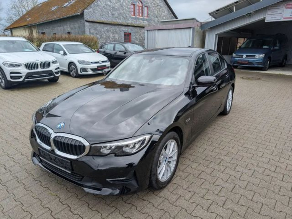 BMW 3 Serie 320 Advantage pakket Sedan 320e