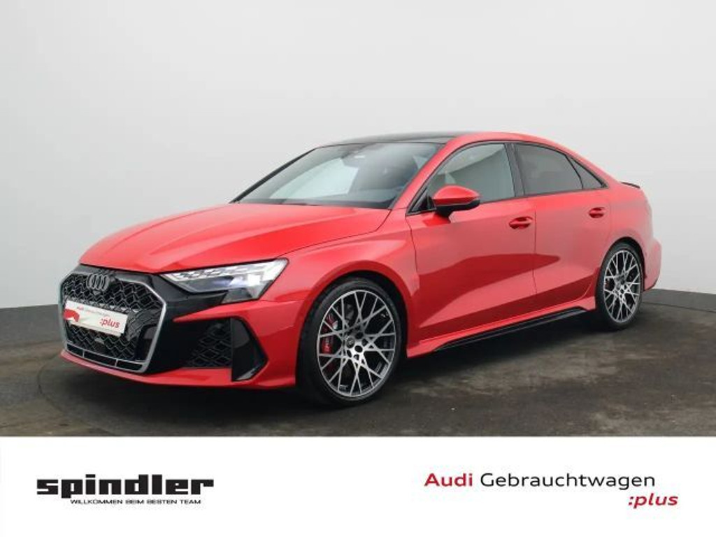 Audi RS3 Sedan S-Tronic
