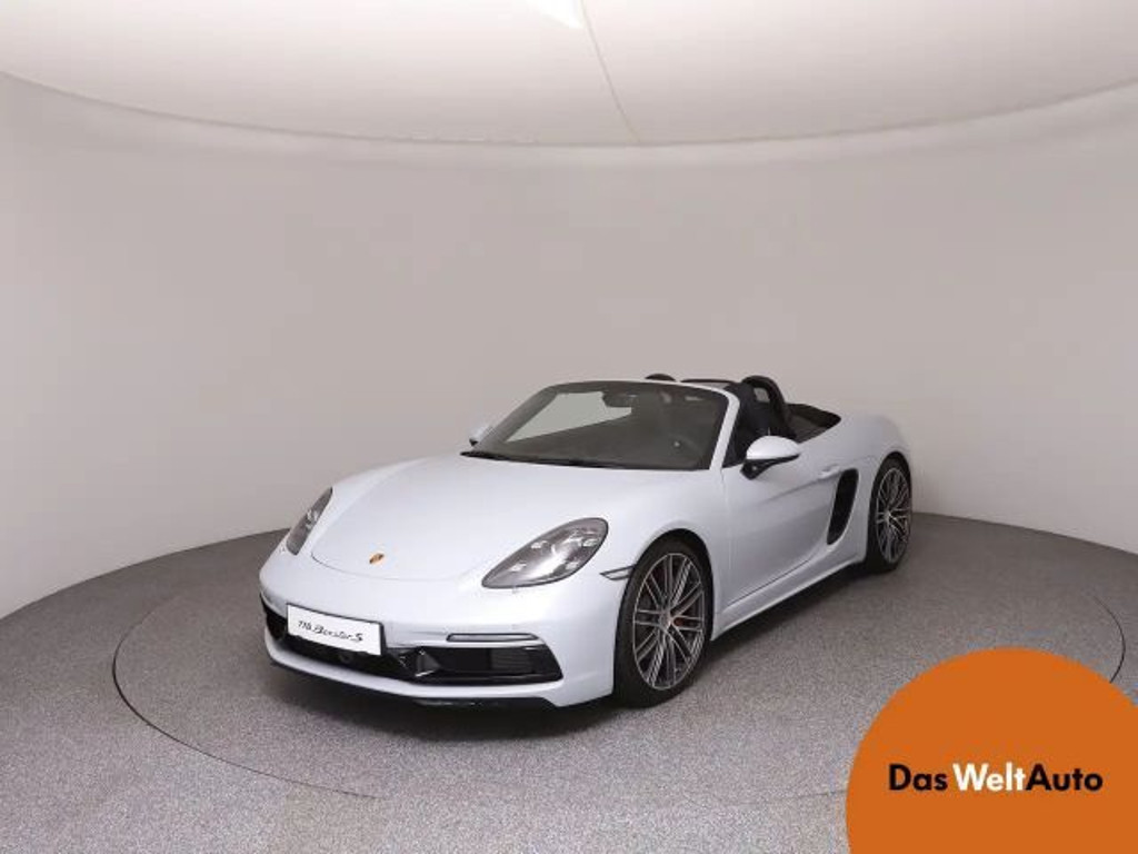 Porsche Boxster S 718