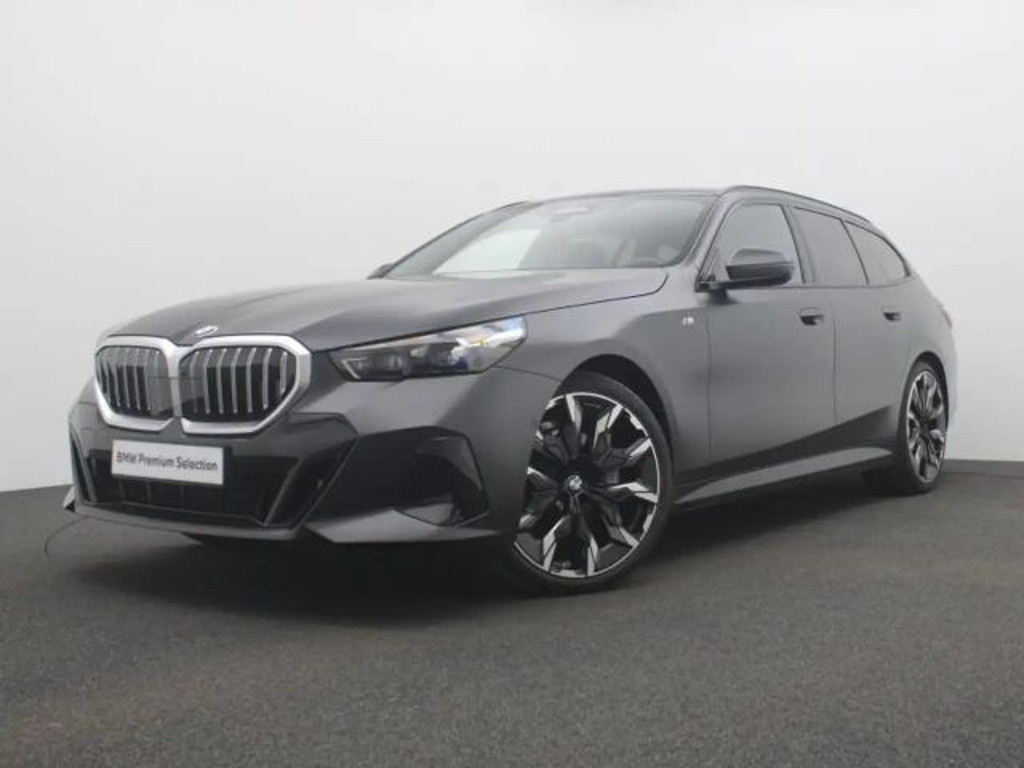 BMW 5 Serie 540 540XDRIVE - FROZEN GREY - MEGA