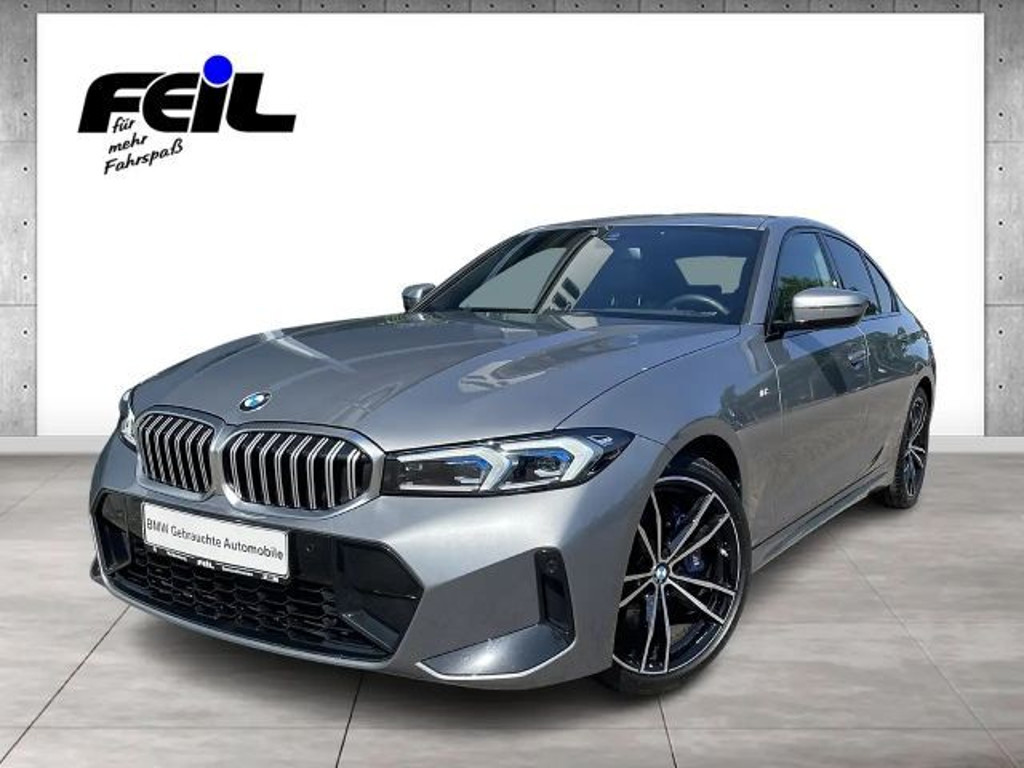 BMW 3 Serie 330 M-Sport xDrive Touring Sedan 330i