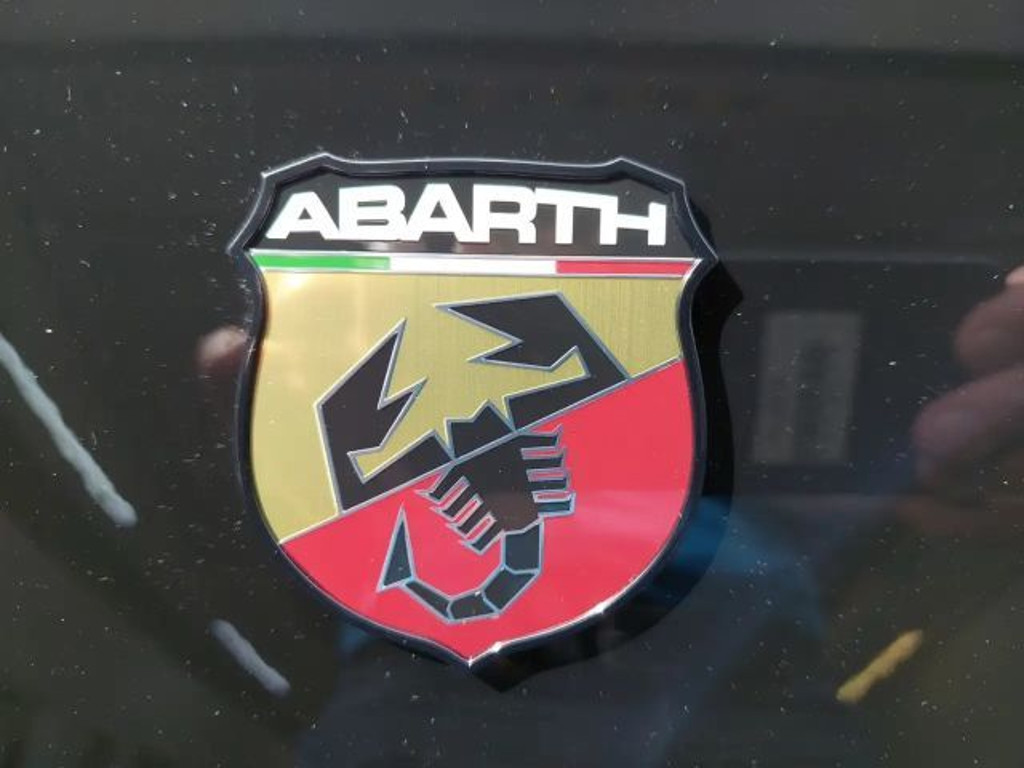 Abarth 600e