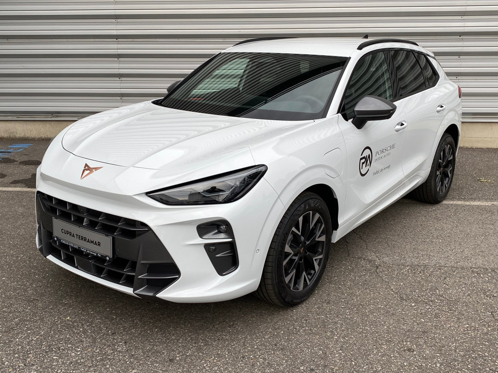 Cupra Terramar 1.5 e-Hybrid
