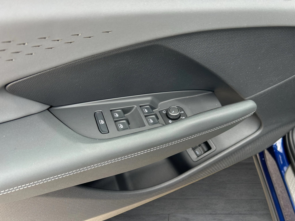 Cupra Terramar 1.5 e-Hybrid