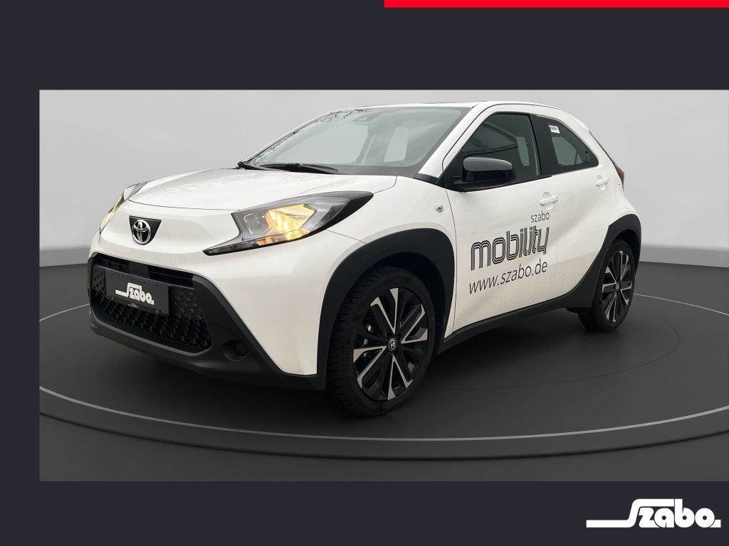 Toyota Aygo X Business 5-deurs Basis