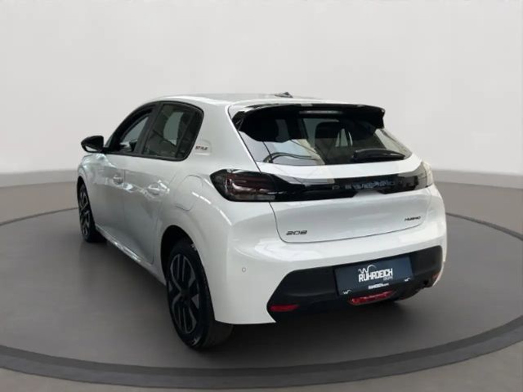 Peugeot e-208