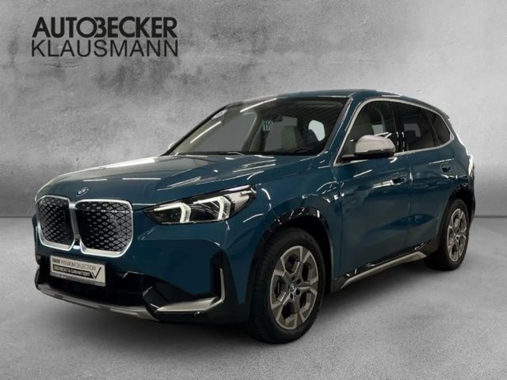 BMW iX1 xDrive30