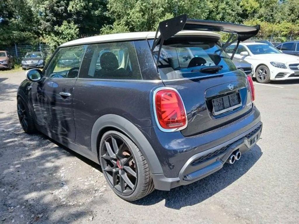 Mini Cooper S DKG LEDER+NAVI PLUS+CAM+HUD+DRIVING ASS