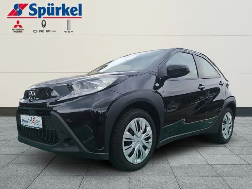 Toyota Aygo X 1.0 VVT-i X-play Play