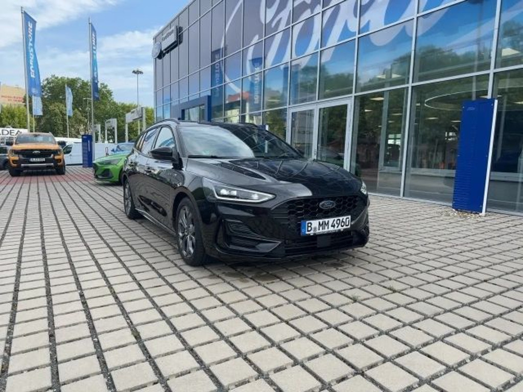 Ford Focus EcoBoost Wagon ST Line