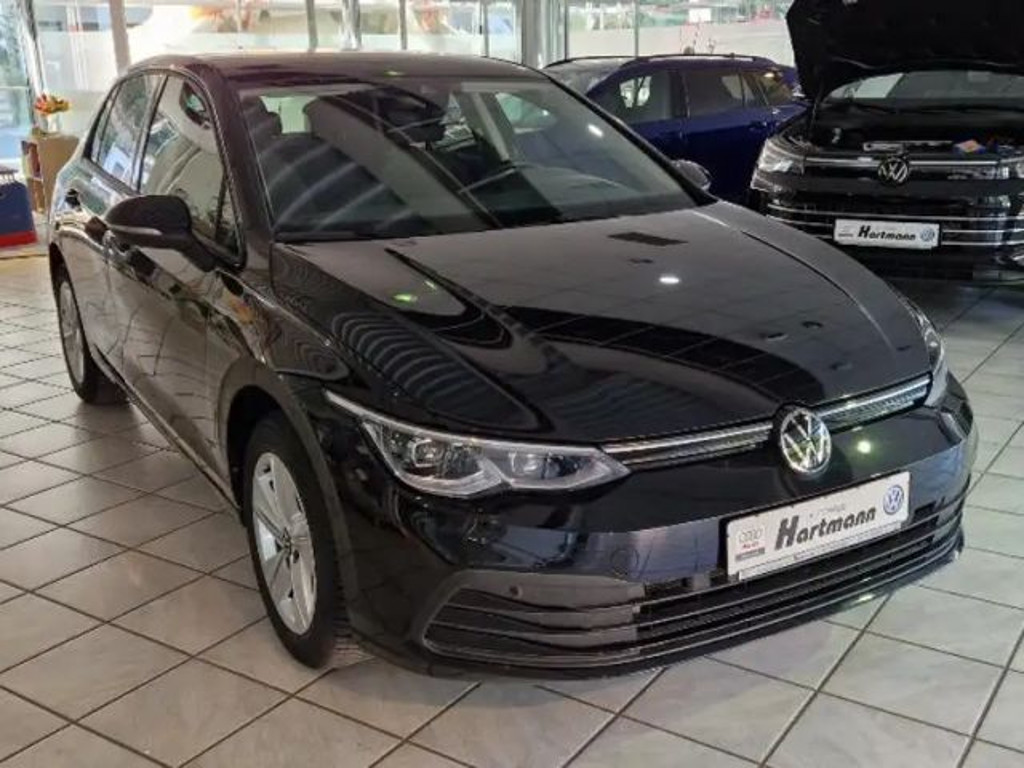 Volkswagen Golf Life