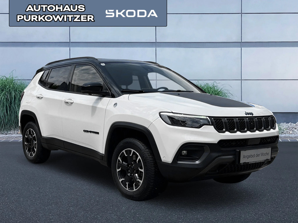 Jeep Compass 4xe Hybrid Trailhawk