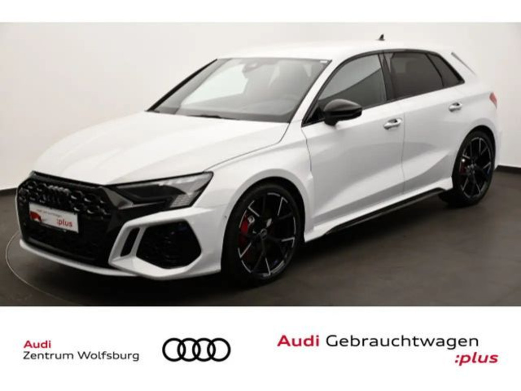 Audi RS3 Sedan Quattro S-Tronic