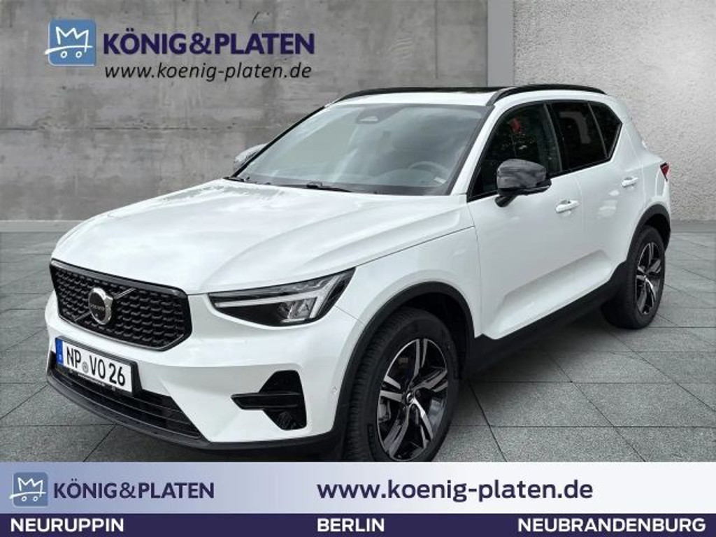 Volvo XC40 Plus Dark