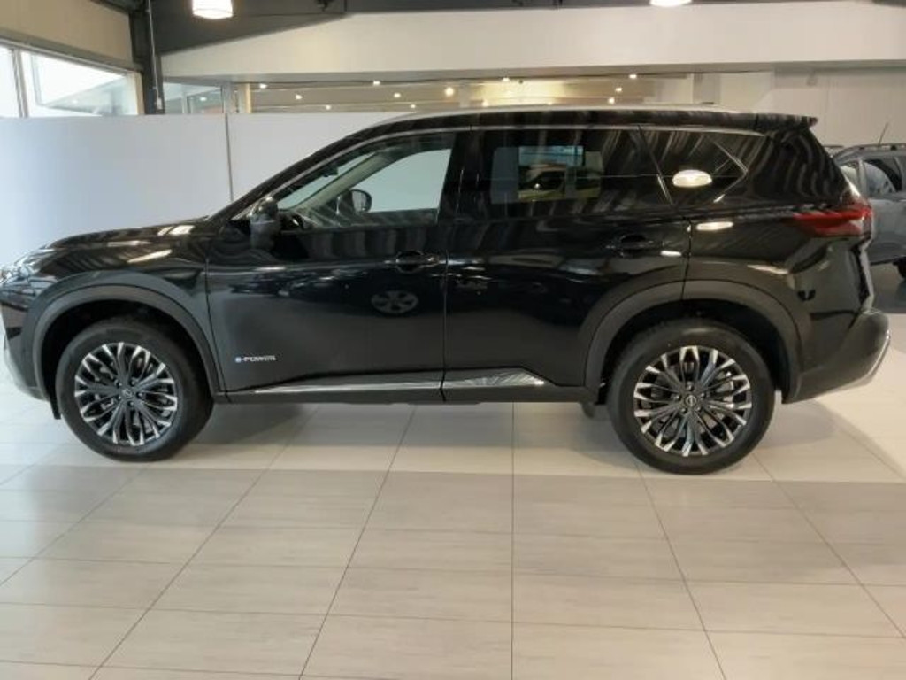 Nissan X-trail Tekna AWD