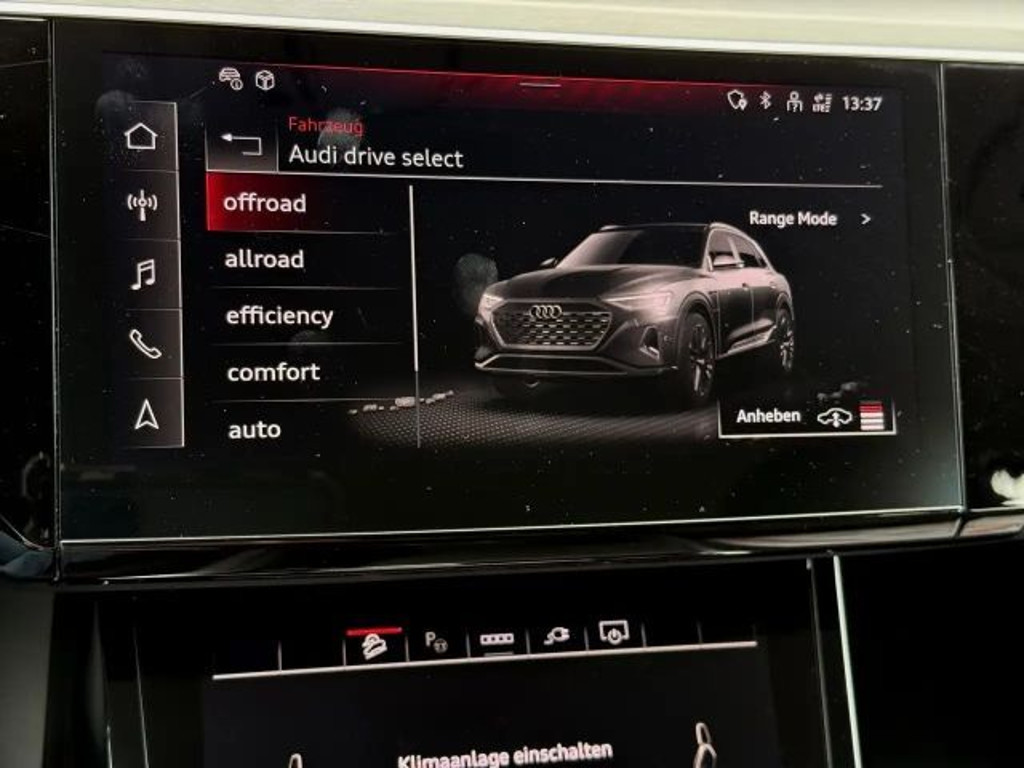 Audi Q8 e-tron Quattro S-Line 50