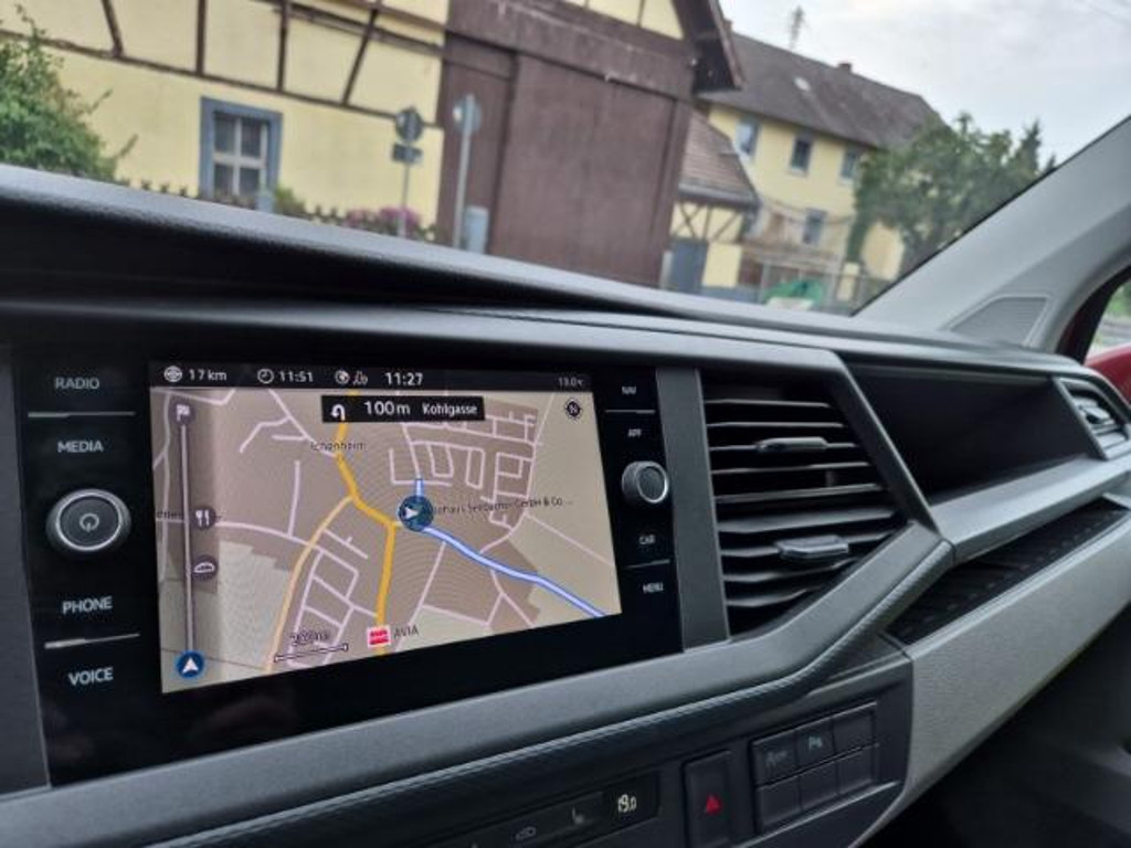 Volkswagen Caravelle