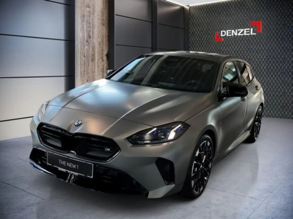 BMW 1 Serie 135 xDrive Sedan 5-deurs