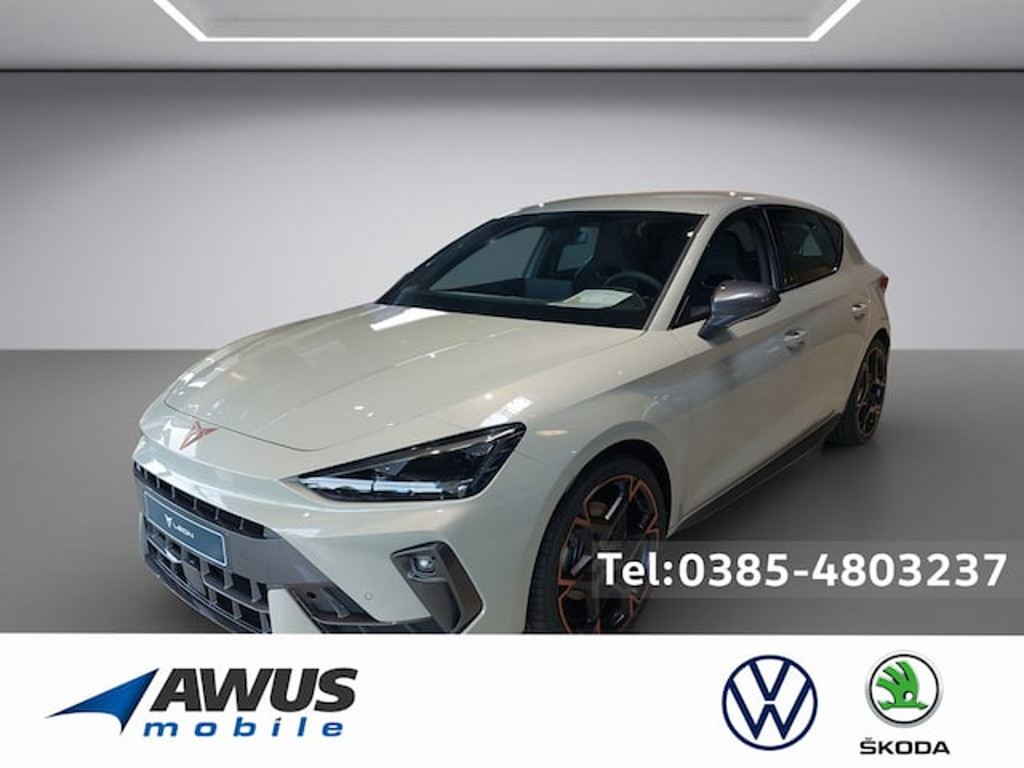 Cupra Leon SHZ DCC KAMERA NAVI ACC FACEL. MATRIX-LED