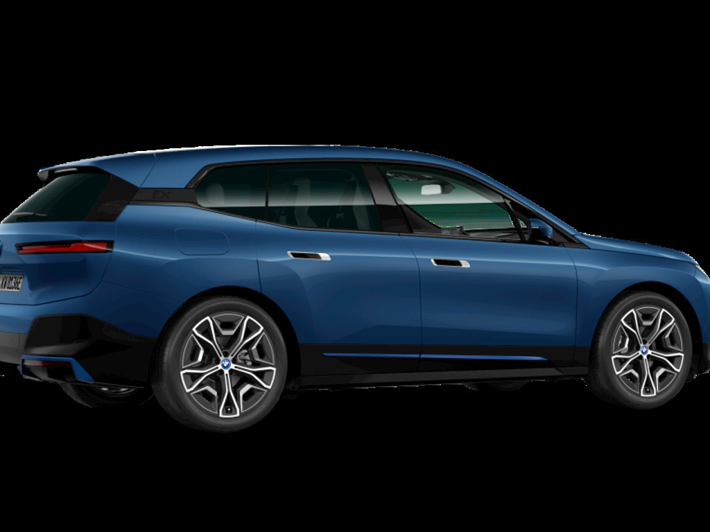 BMW iX