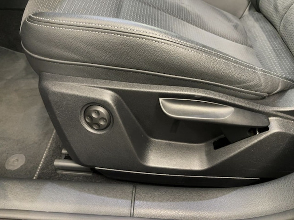 Audi SQ2