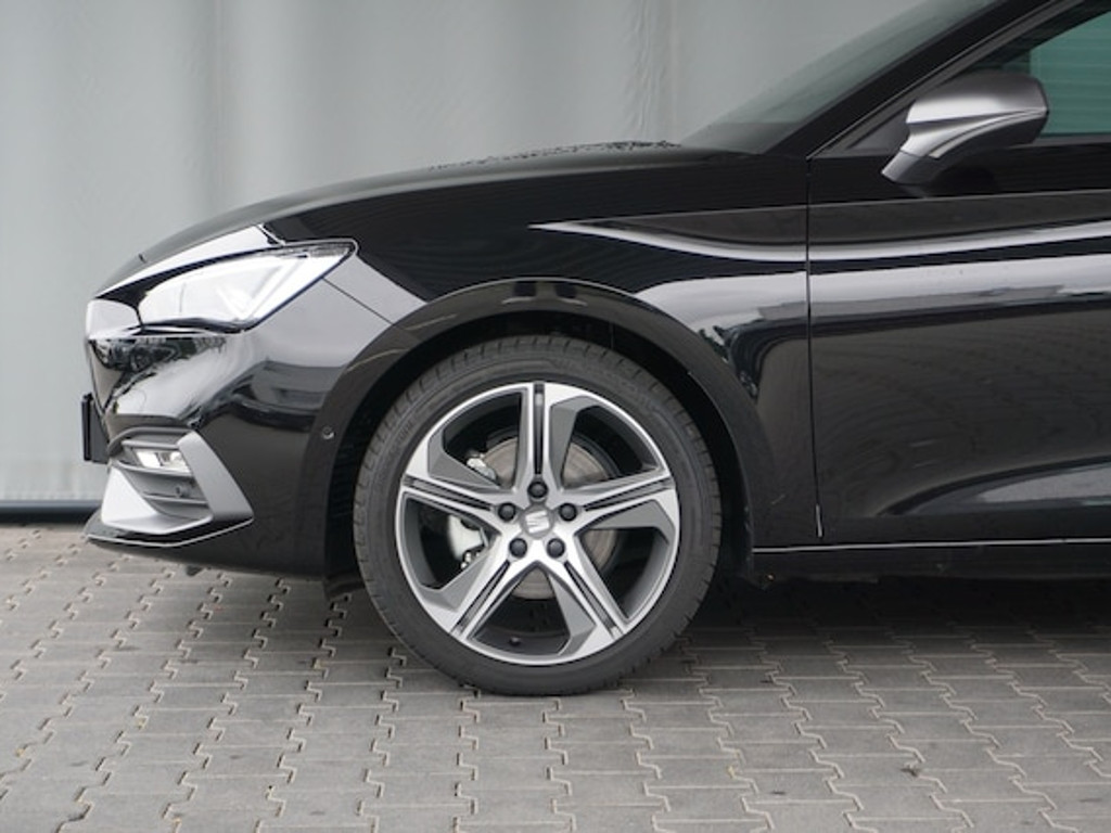 Seat Leon FR-lijn 1.5 eTSI DSG