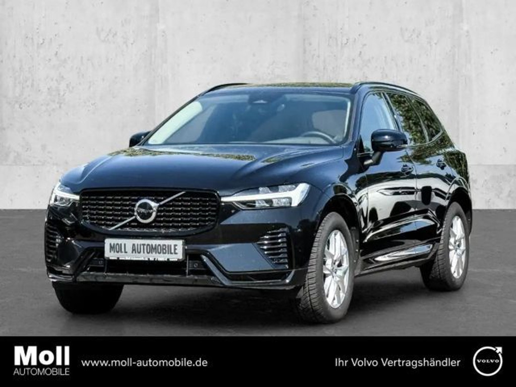 Volvo XC60 Plus Dark
