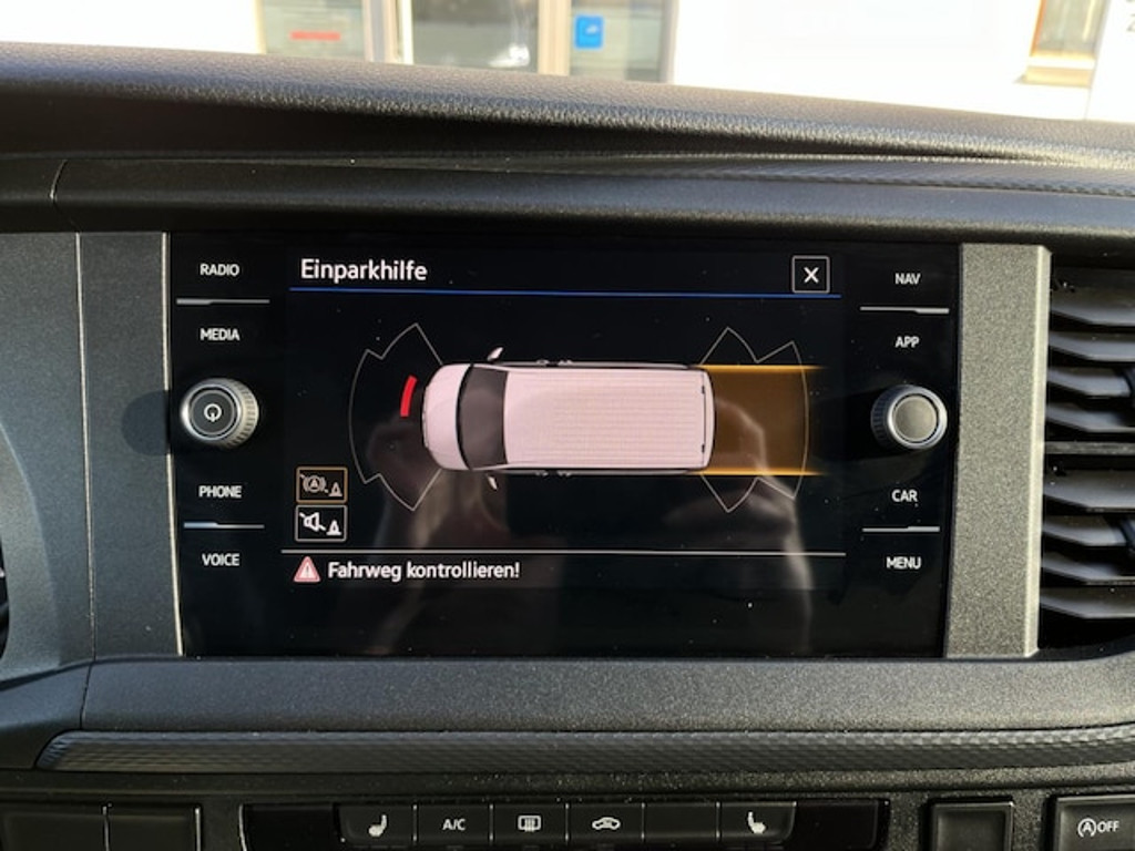 Volkswagen Caravelle