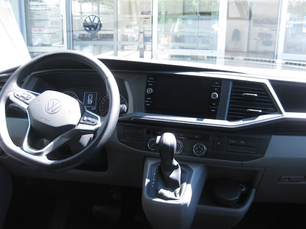 Volkswagen Caravelle