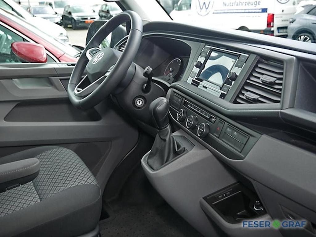 Volkswagen Caravelle