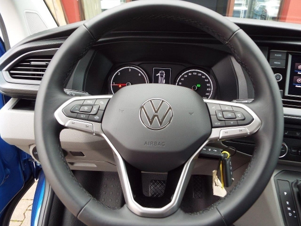 Volkswagen Caravelle