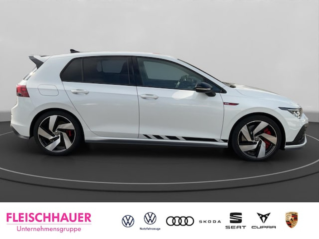Volkswagen Golf Golf VIII 2.0 TSI