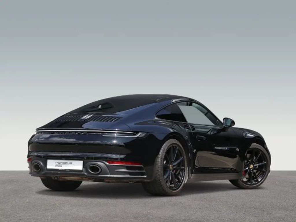 Porsche 992