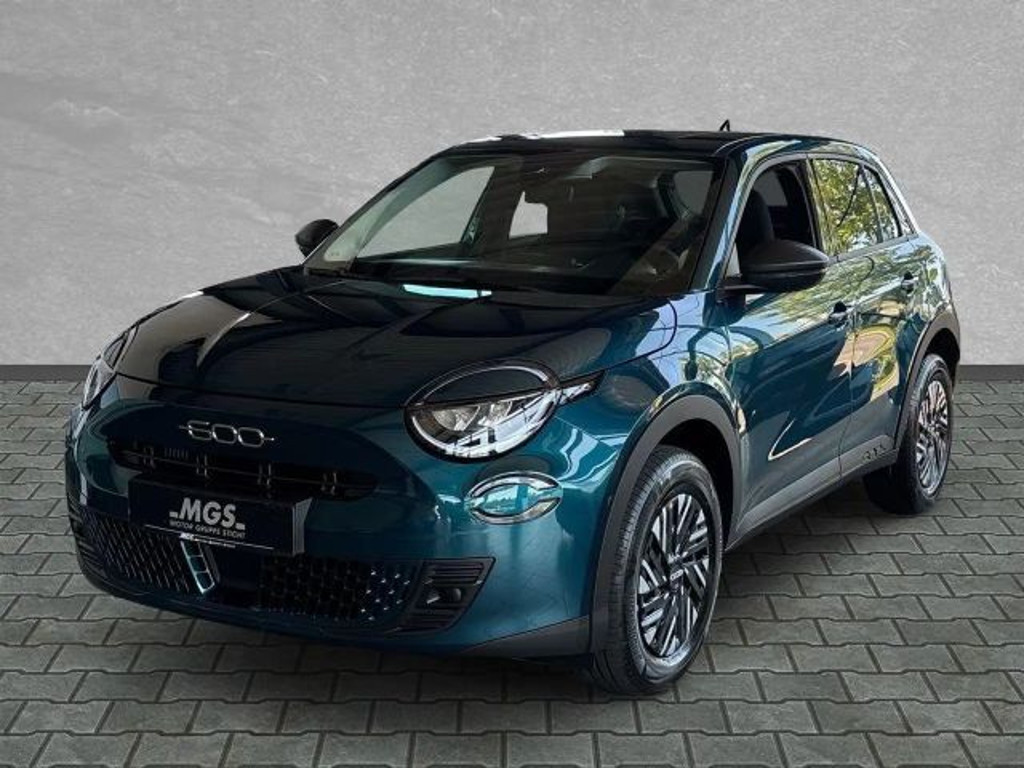 Fiat 600e #APPLE&ANDROID #PDC #KLIMA #LED