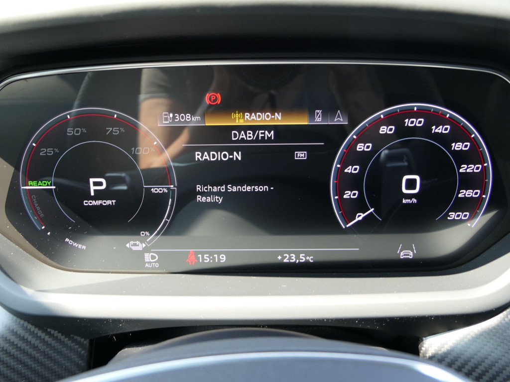 Audi e-tron GT Audi e-tron GT