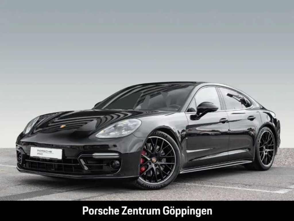 Porsche Panamera GTS