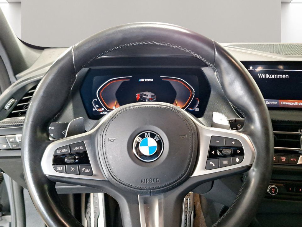 BMW M135i