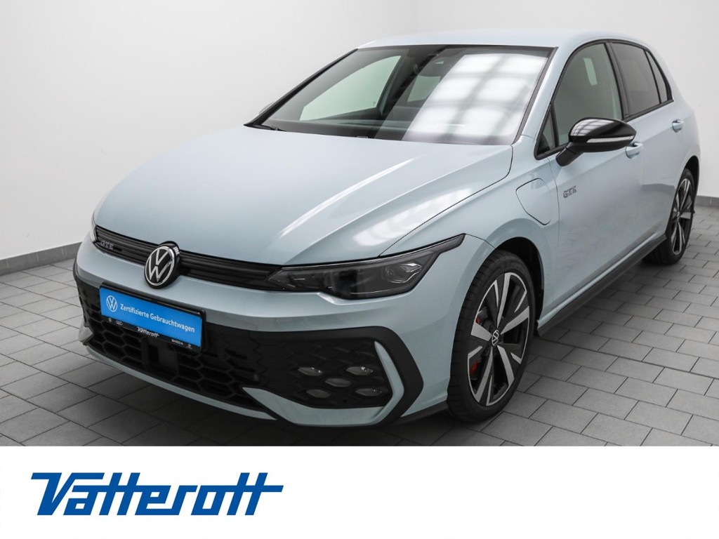 Volkswagen Golf DSG Style GTE eHybrid