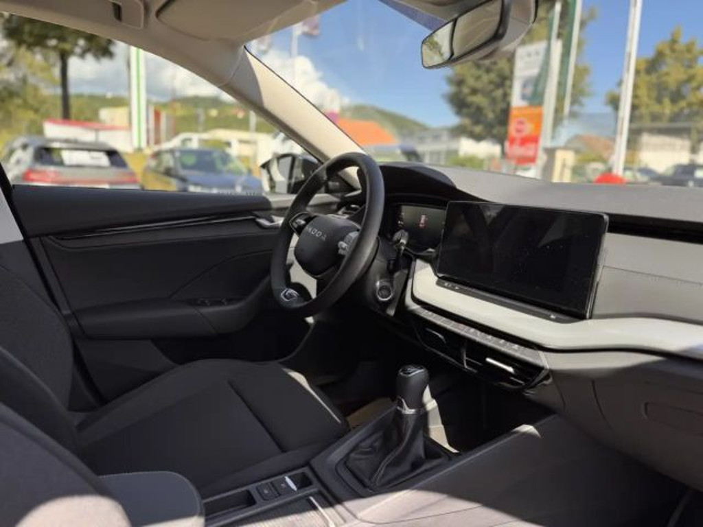 Skoda Octavia Kombi Essence Aktion 367 Mtl. W.Räder Gratis